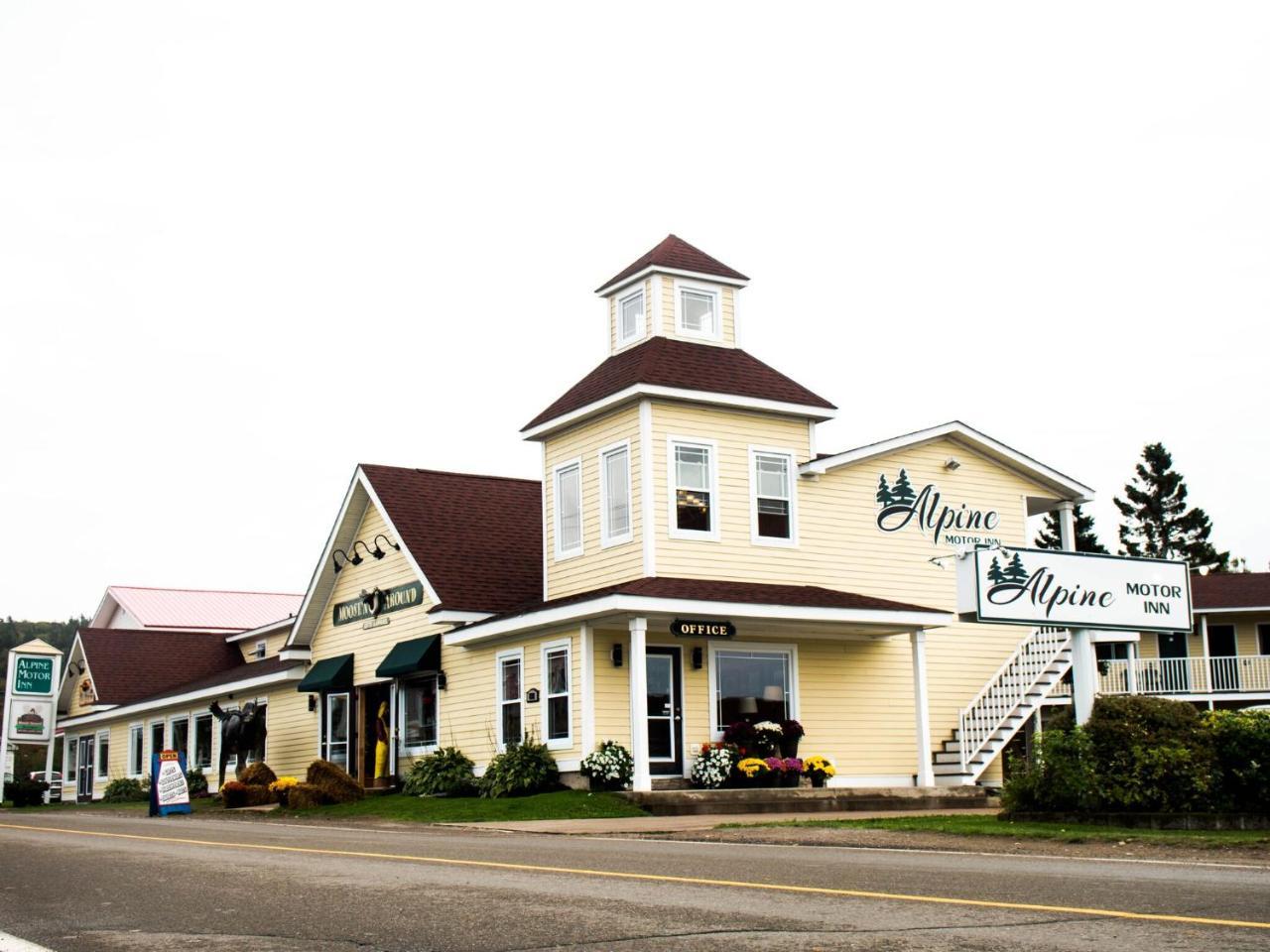 Alpine Motor Inn Alma Екстер'єр фото